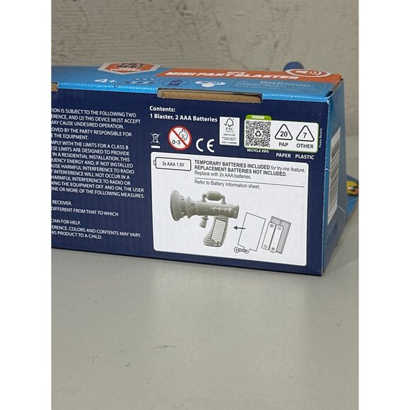 Despicable Me 4 SFX Mini Fart Blaster Toy With 8 Sounds & Light-Up Effects - Picture 2 of 4